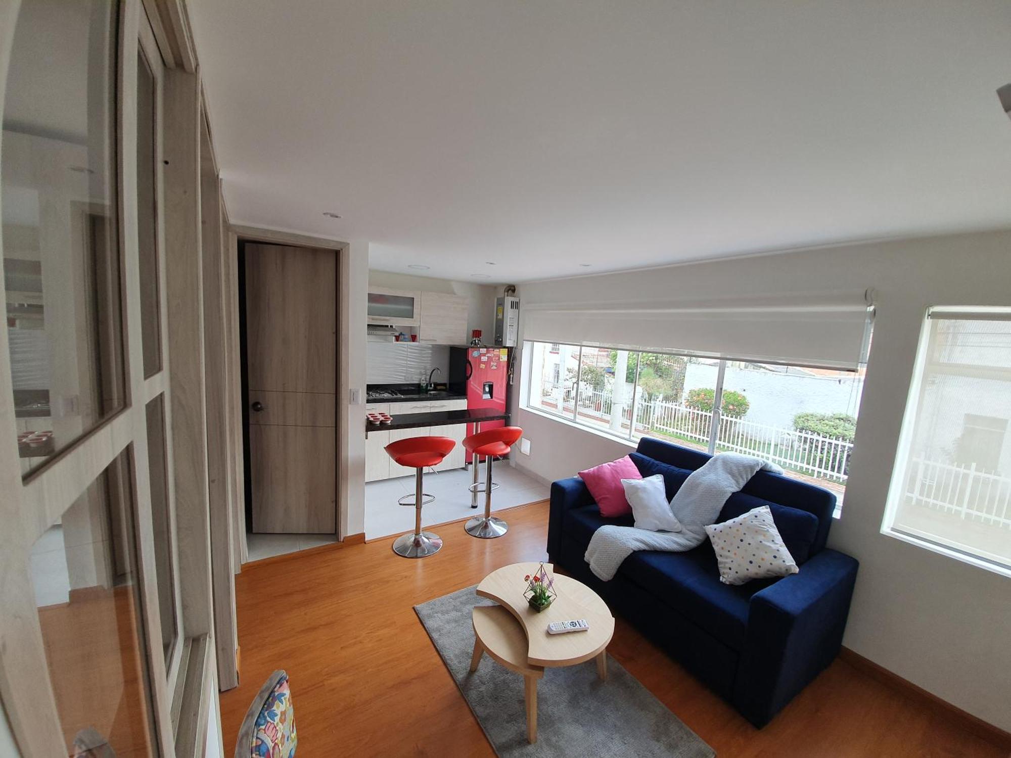 Apartment Homy - Corferias, Embassy, Airport, G12, Un, Agora *