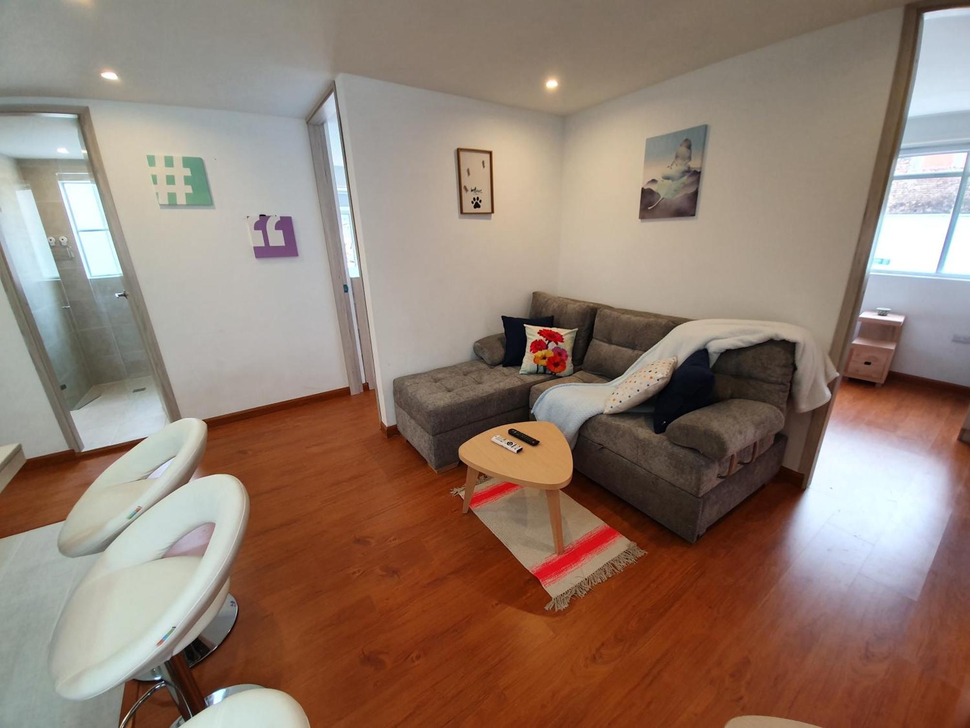 Apartment Homy - Corferias, Embassy, Airport, G12, Un, Agora Bogota