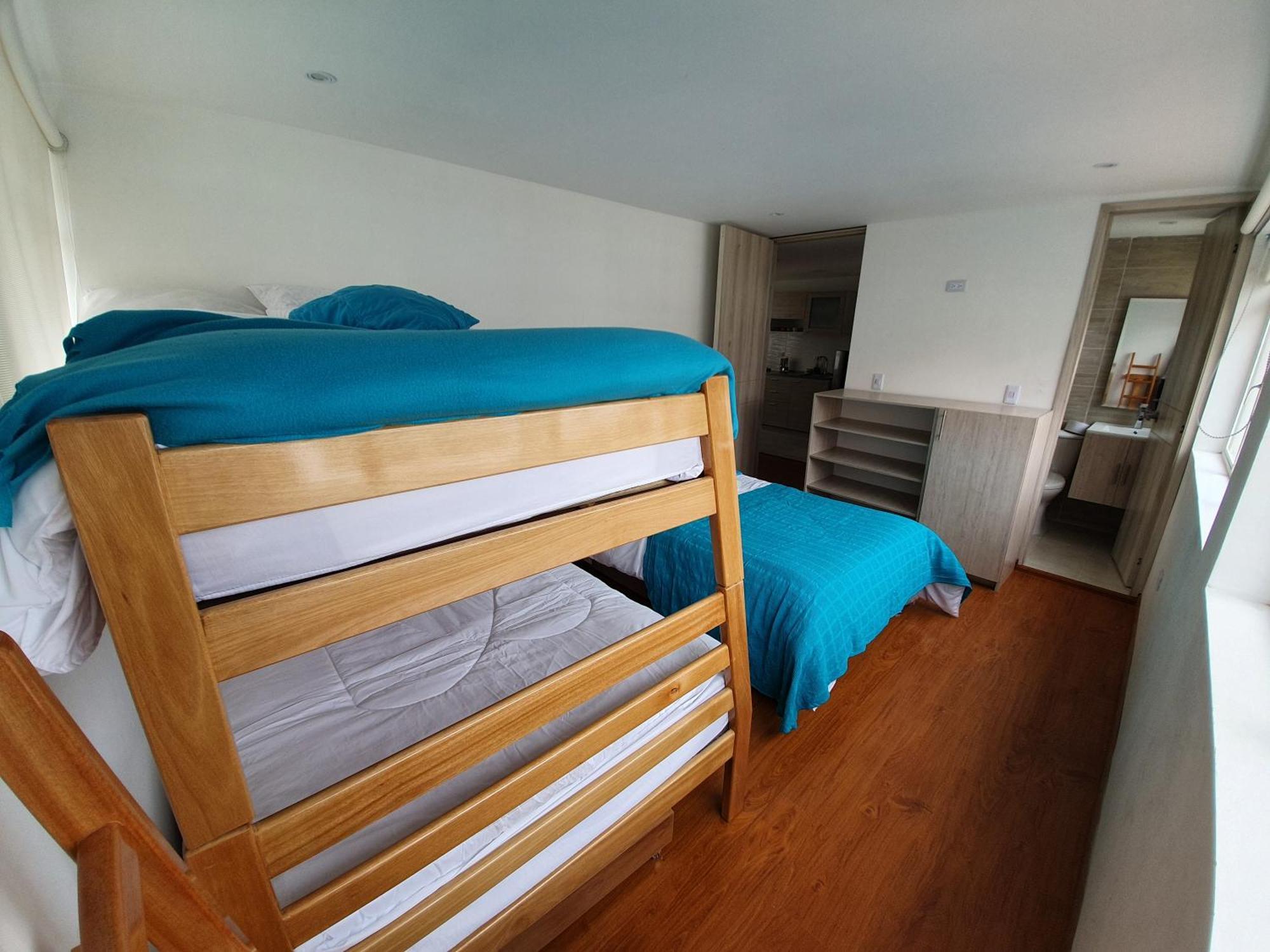Apartment Homy - Corferias, Embassy, Airport, G12, Un, Agora *