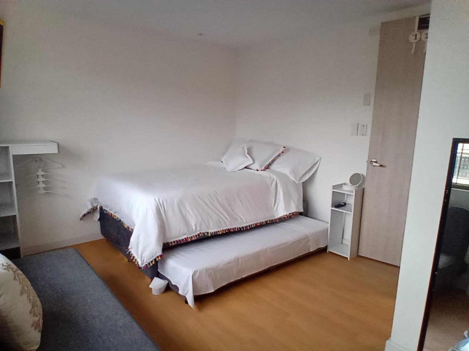Apartment Homy - Corferias, Embassy, Airport, G12, Un, Agora Bogota