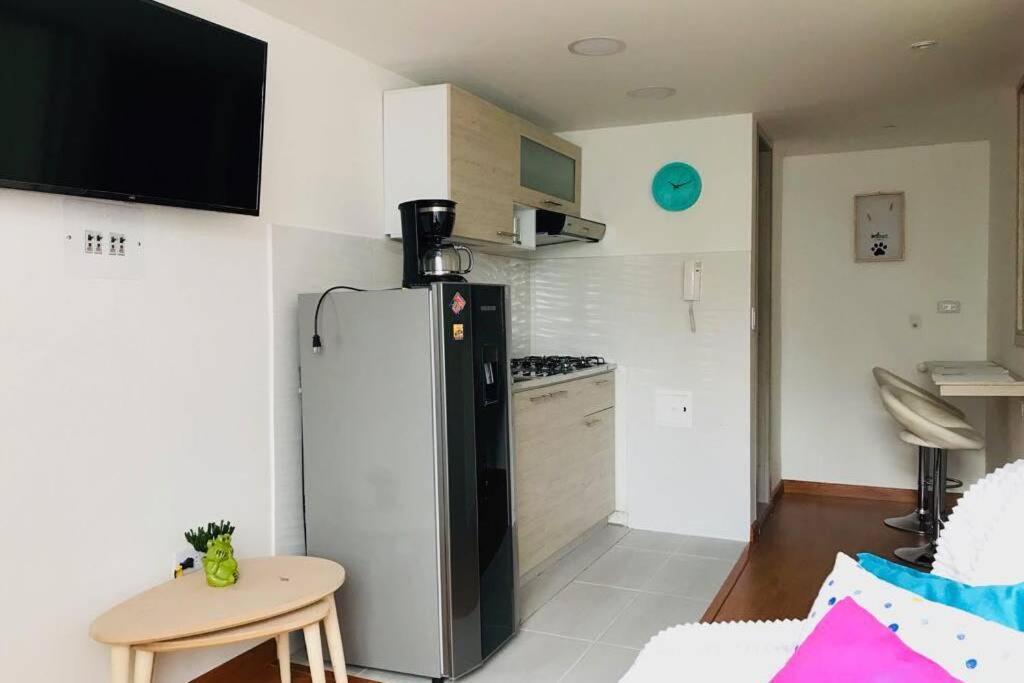 Apartment Homy - Corferias, Embassy, Airport, G12, Un, Agora Bogota